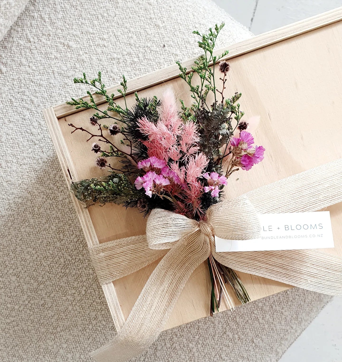 Custom gift box in under 2 minutes!