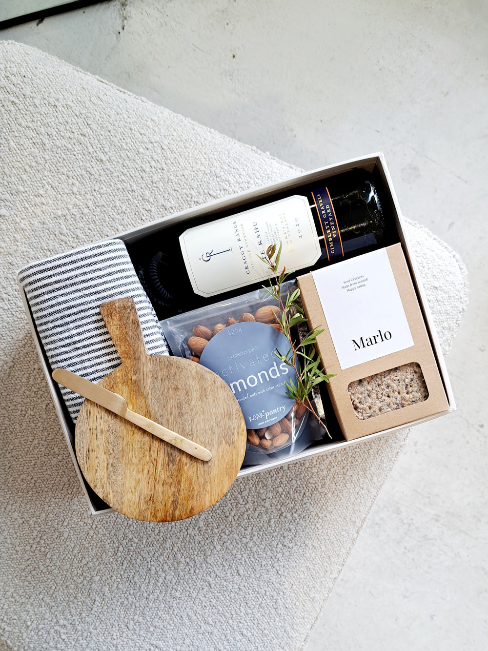 Luxury Gift Baskets + Gift Boxes NZ Bundle + Blooms