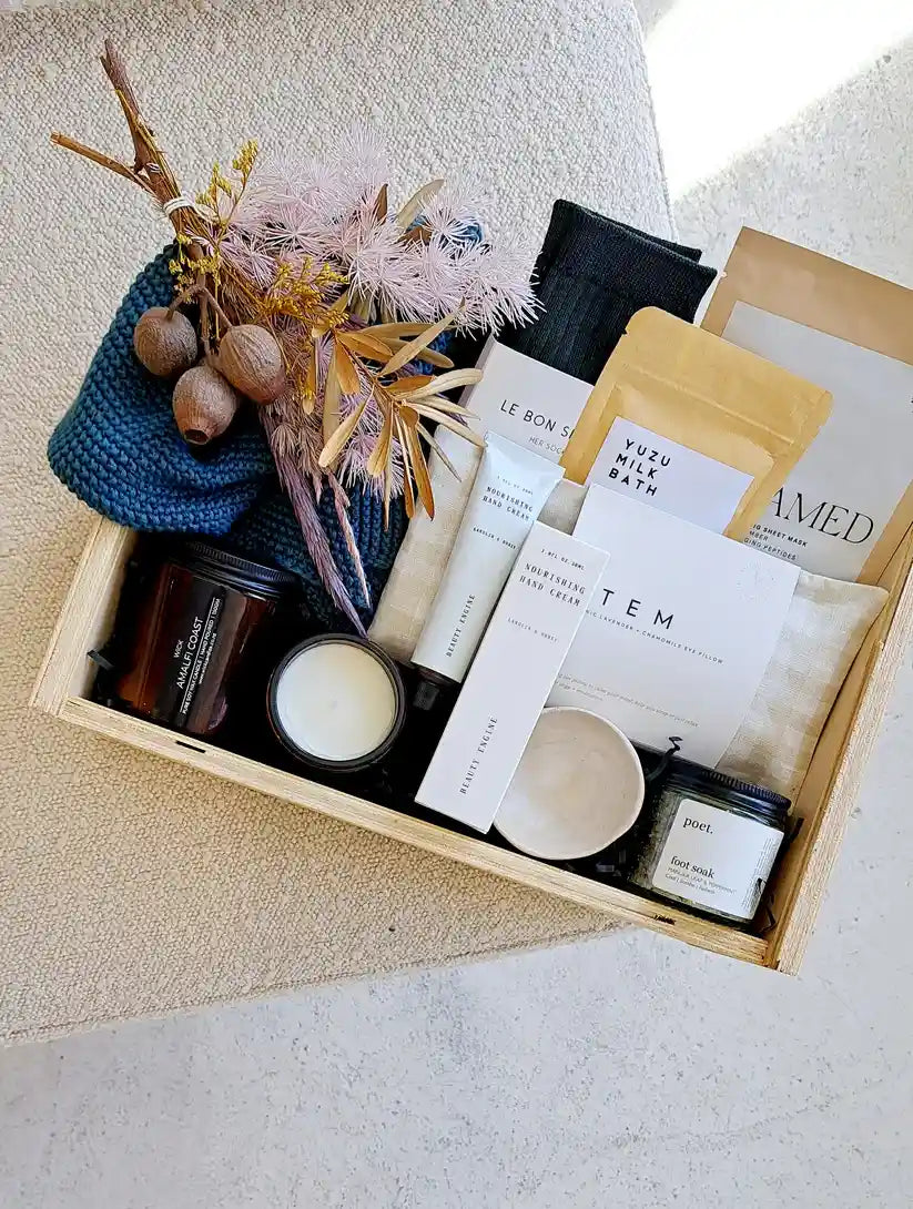 Spoil Her Luxe gift box from Bundle + Blooms, featuring luxurious skincare, premium treats, and elegant gifts for any occasion.