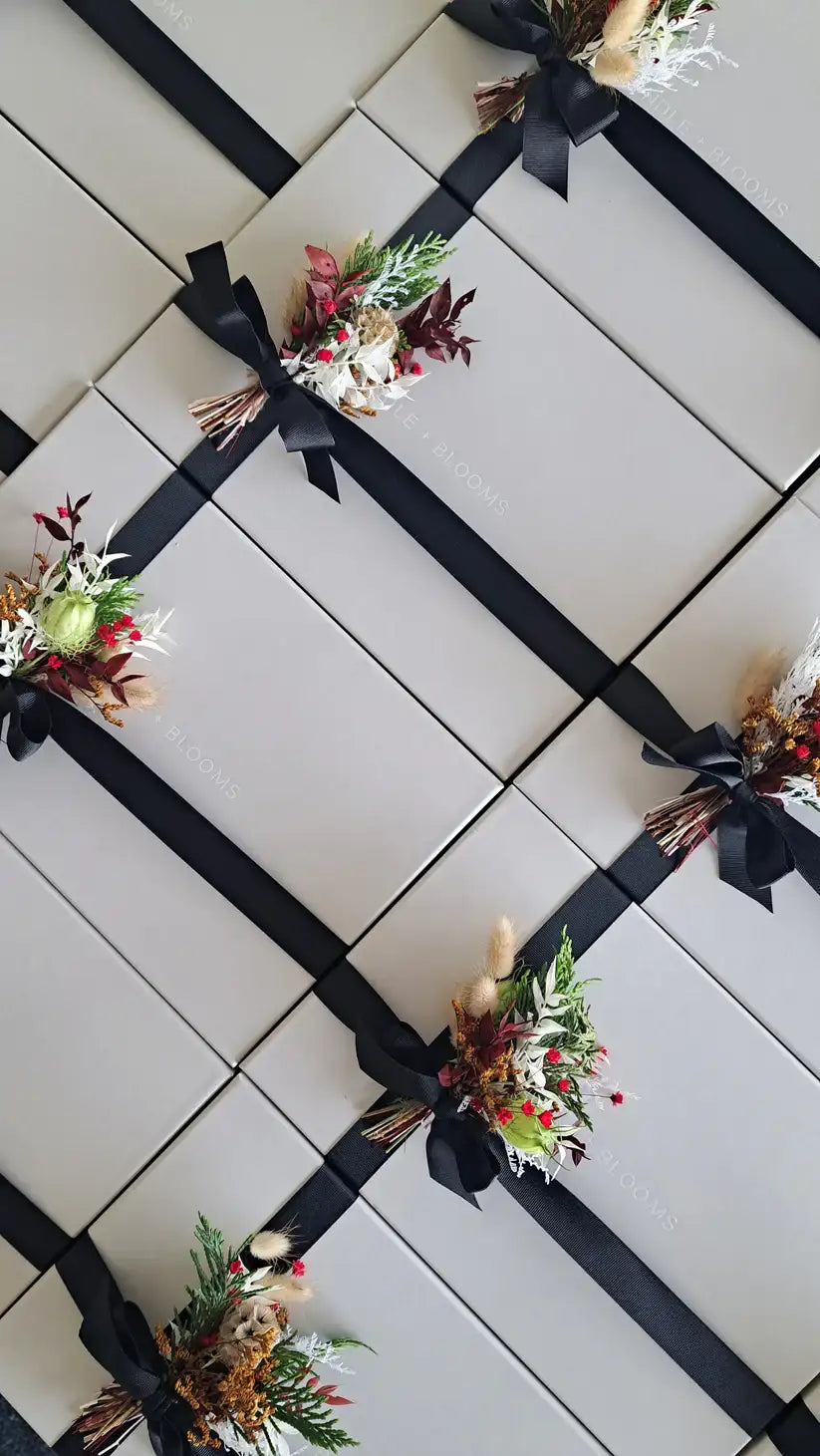 Bundle and Blooms gift box packaging with dried flower bouquets. Delivered NZ wide