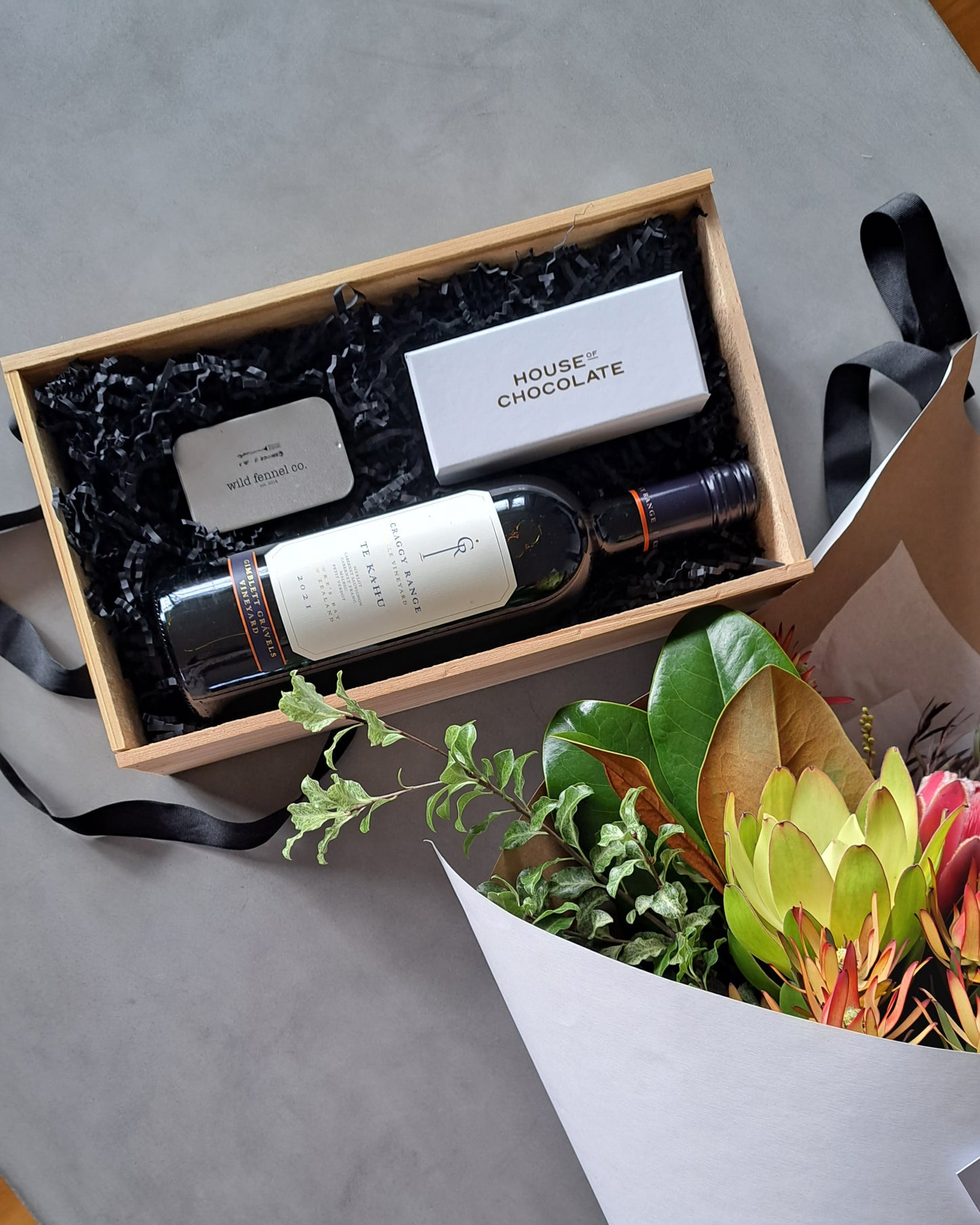 Sweet salty + sharp gift box + Bouquet