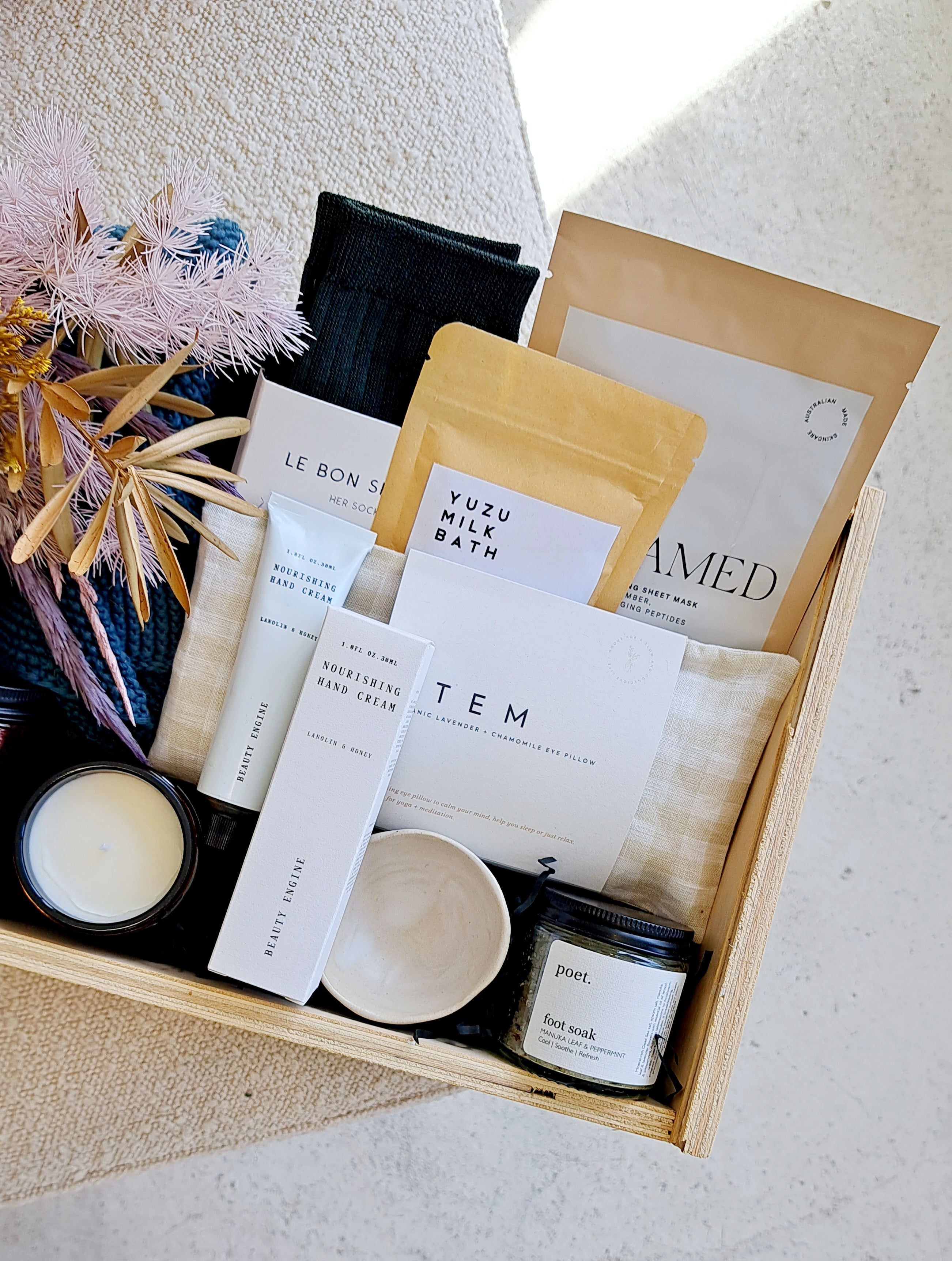 Corporate Christmas Gifts: Best Ways to Plan and How We Can Help | Smile  Box NZ: Affordable gift boxes for every occasion with FREE NZ delivery.
